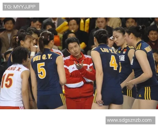 南京排球队的节奏探秘：聚焦排球运动中的团队协作与战术创新